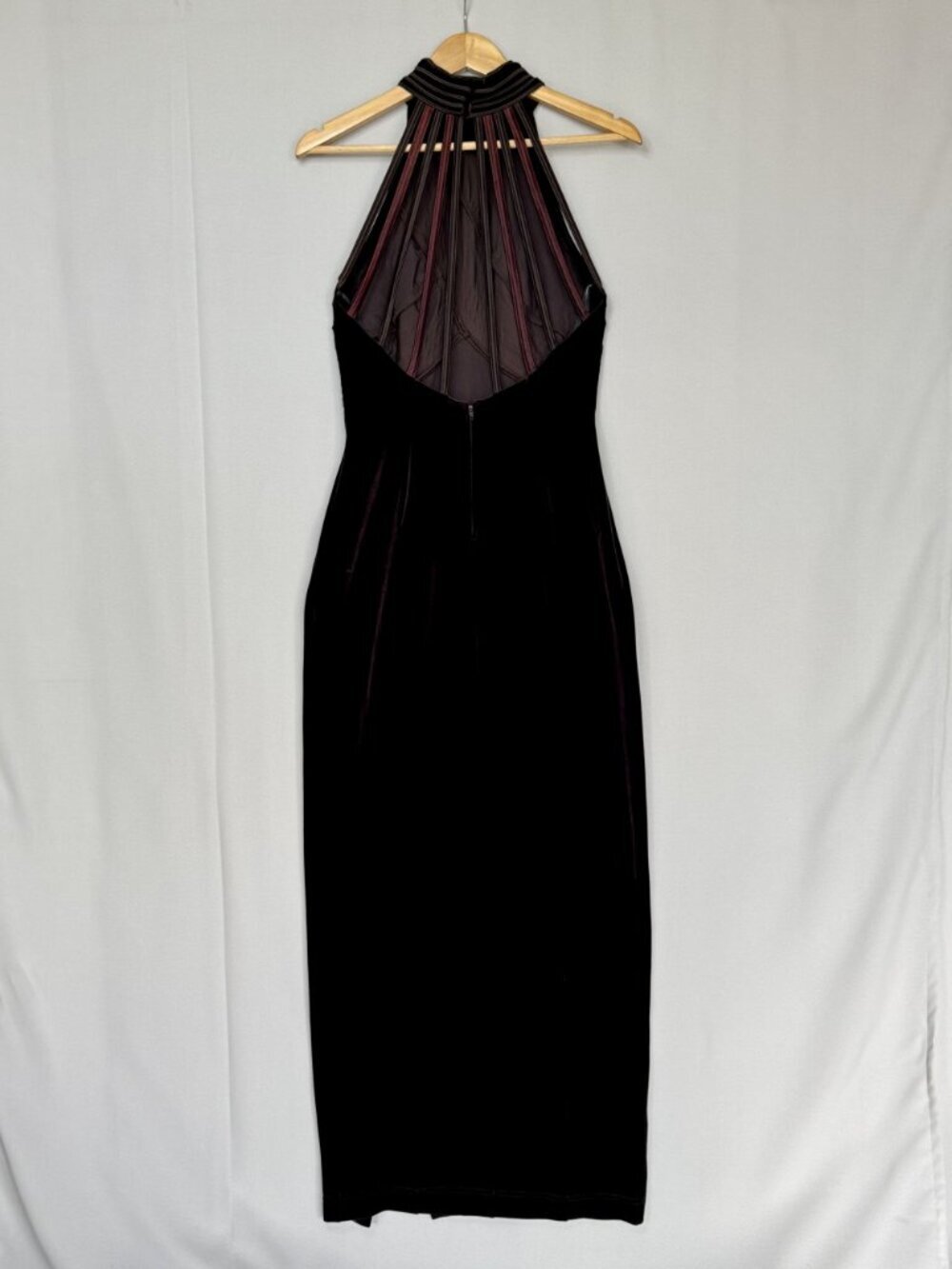 90s Vintage Tadashi Shoji CACHE Burgundy Stretch Velvet Halter Maxi Dress Large - Picture 5 of 13